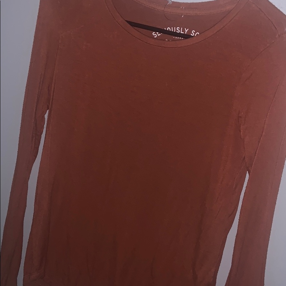 burnt orange flattering long sleeve